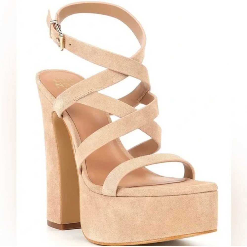 Gianni Bini Platform Heeled Sandals 9.5 Nude Cream Suede Margee Y2K New $110